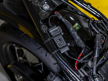 Motorcycle - Waterproof 12V to USB Smart Adaptor